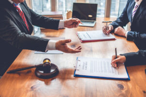 Questions to Ask a Criminal Defense Lawyer During a Free Consultation